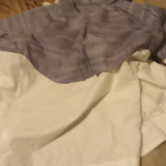 Nike kids medium spring jacket - Picture 6 of 6